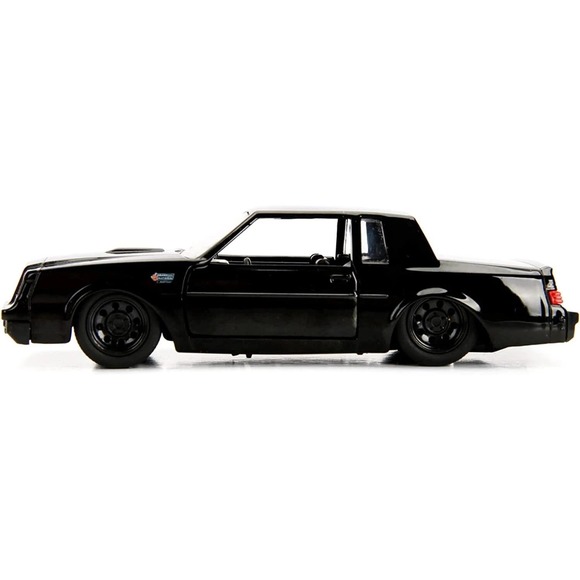 Jada Fast and Furious Dom's 1970 Buick Grand National 1:32 Scale Diecast Car - Picture 3 of 7